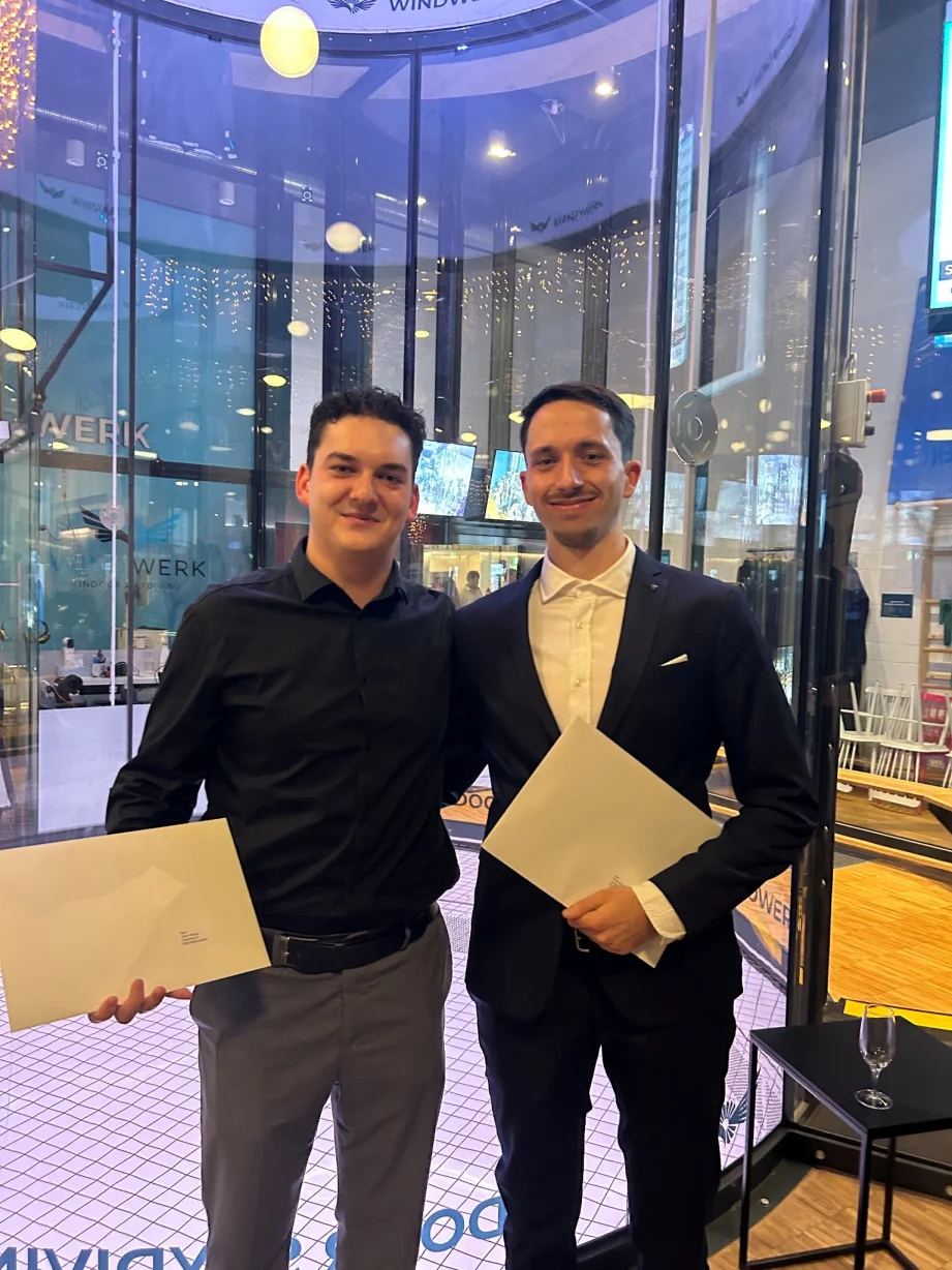 1 (jfucounter1jfucounter)